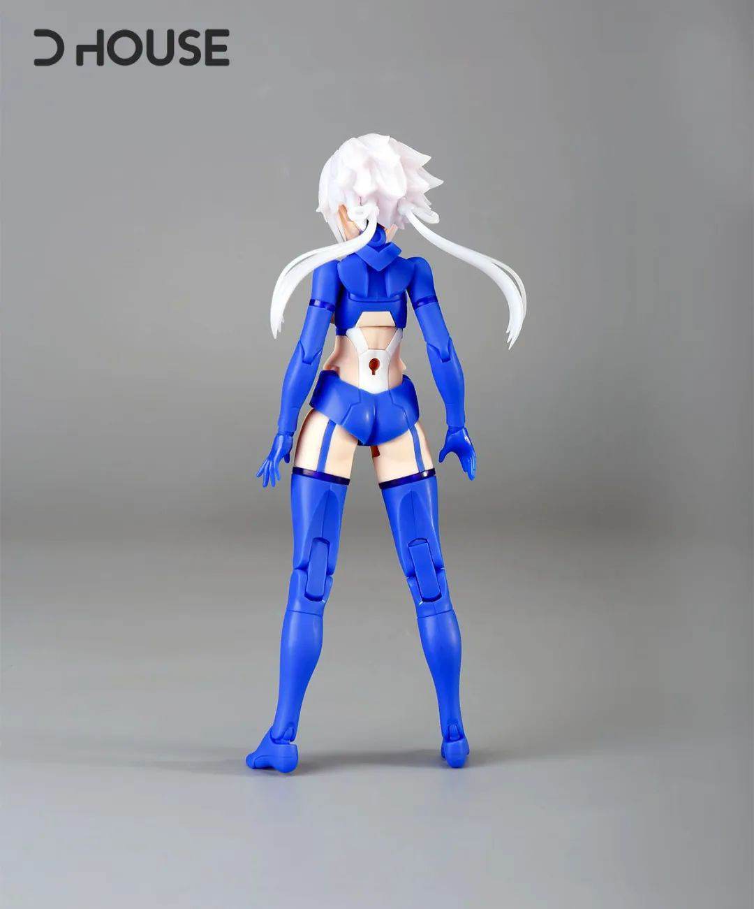 D HOUSE 1/12 Scale Girl Figure Plastic Model Kit Blue (1)