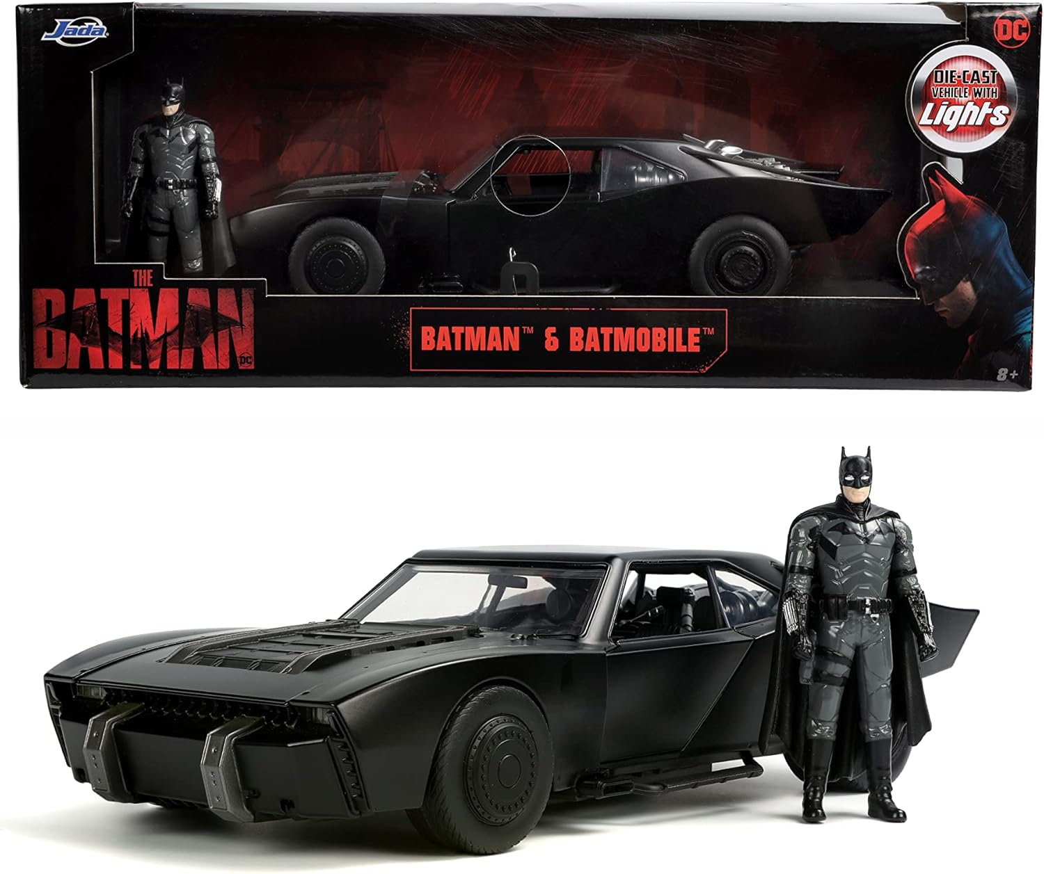 JADA TOYS 1:18 BATMOBILE: 2022 The Batman with Batman Figure