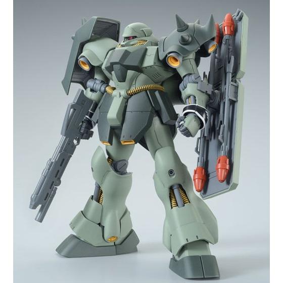 PBANDAI MG 1/100 Geara Doga (Unicorn Ver)