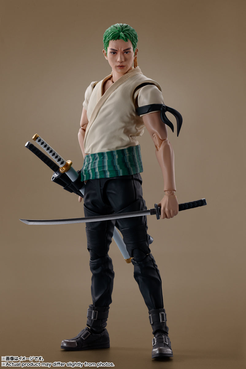 BANDAI TAMASHII NATIONS - S.H.Figuarts Roronoa Zoro (A Netflix Series: One Piece)