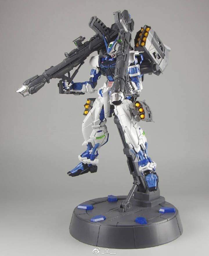 NILSON WORKS PG 1/60 Astray Blue Frame Full Weapon